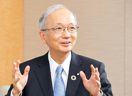 Toru Takakura, Director, President of Sumitomo Mitsui Trust Holdings, Inc.