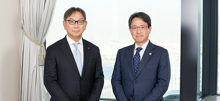 Right: Tatsuya Kataoka, President and Representative Director of Concordia Financial Group Left: Hiroyasu Koike, President and CEO of Nomura Asset Management Co., Ltd.