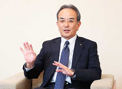 Hideo Tanimoto, President and Representative Director of Kyocera Corporation.